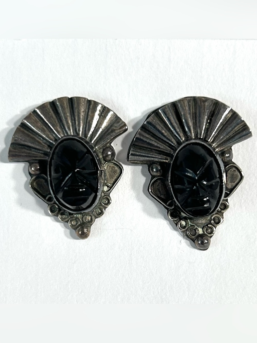 VTG Mexico Screw Back Earrings Carved Black Onyx Aztec Warrior Sterling Silver